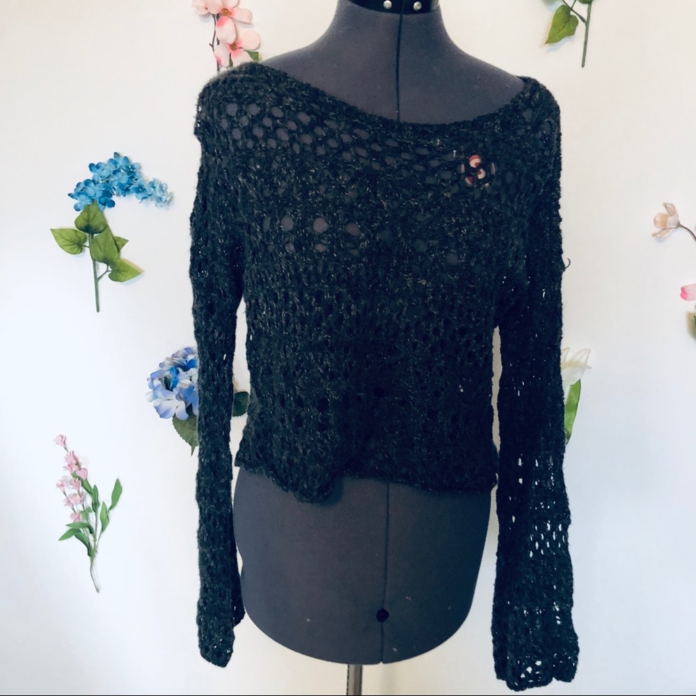 Cropped bell sleeve sweater